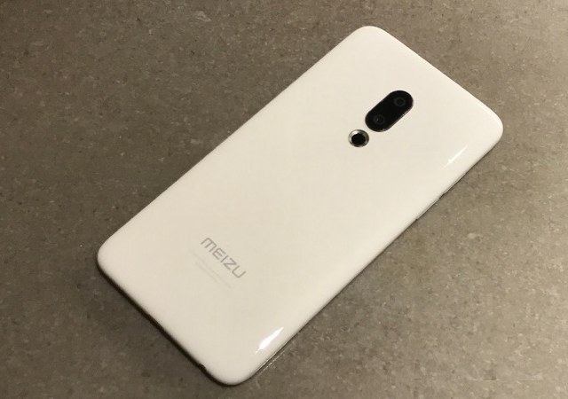 魅族15和16哪個更好?魅族16對比魅族15秒懂區(qū)別