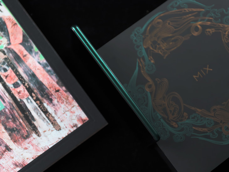 致敬敦煌色彩藝術(shù) 小米MIX 2S翡翠藝術(shù)版圖賞(10/10)