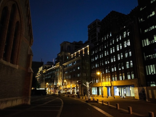 中興V9值得買嗎 中興Blade V9評測