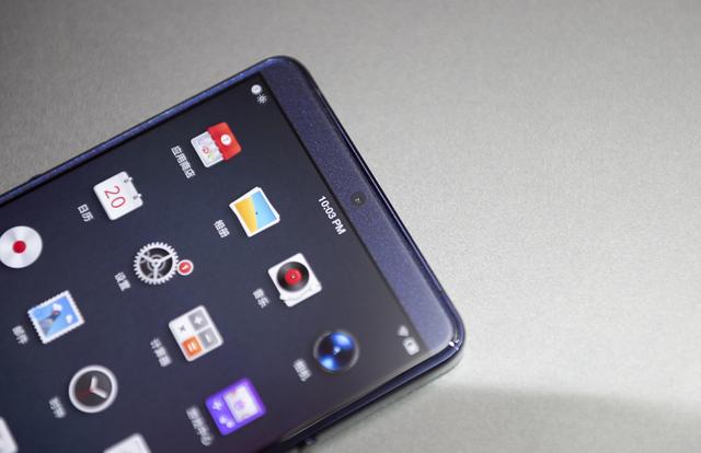 堅果Pro2S真機圖賞 機身更加纖薄炫酷