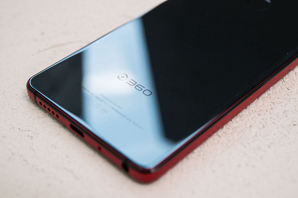 360N7 Pro開箱圖賞 最美360手機來了(8/16)