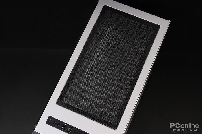 i7-8700配GTX1080游戲主機評測:次旗艦的游戲配置