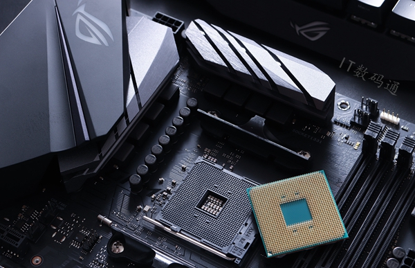 R7-2700配什么主板?AMD銳龍7 2700主板推薦