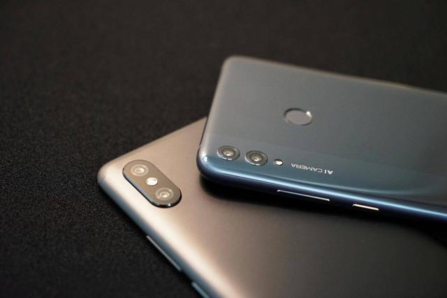 榮耀8X MAX和小米MAX3哪個好?小米max3對比8x max區別