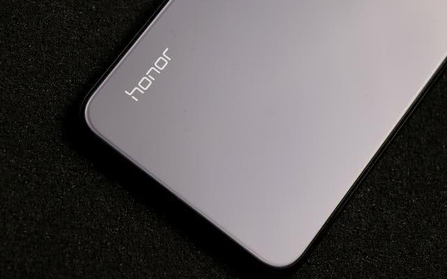 榮耀8X評測 重新定義千元機