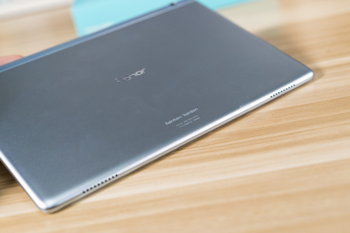 哈曼卡頓金耳朵調(diào)音揚聲器