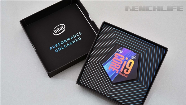 Intel i9-9900K評測樣品前瞻:特制五邊形小盒子
