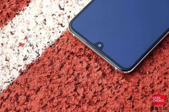 華為發布了兩款暢享系列新品，千元機有了更“大”的選擇