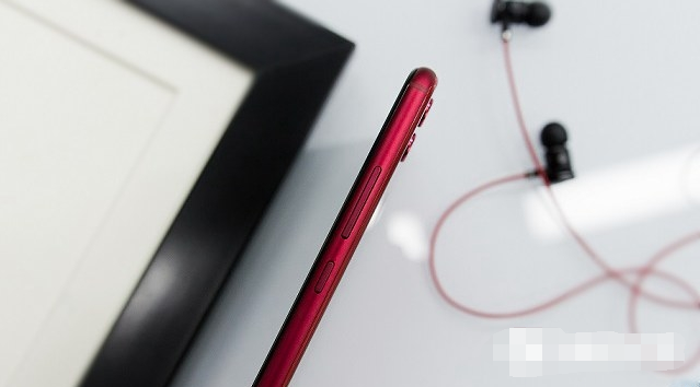 華為暢享9 Plus和榮耀8X哪個好?榮耀8X對比華為暢享9 Plus區別