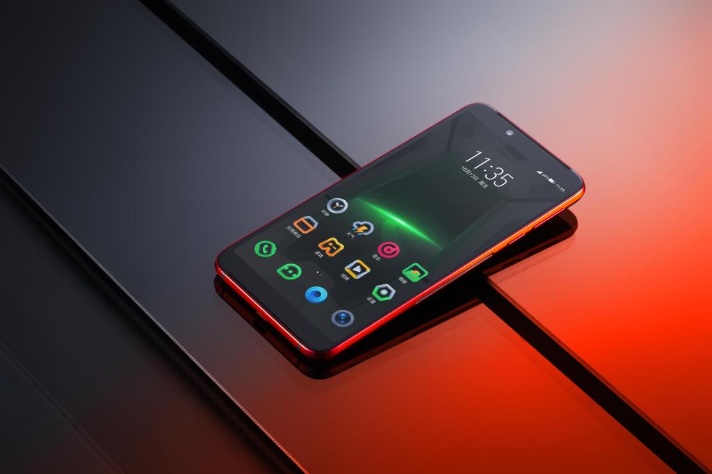 黑鯊游戲手機Helo圖賞，黑鯊helo手機有哪些優(yōu)缺點呢？