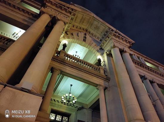▲魅族X8夜景表現同樣出色