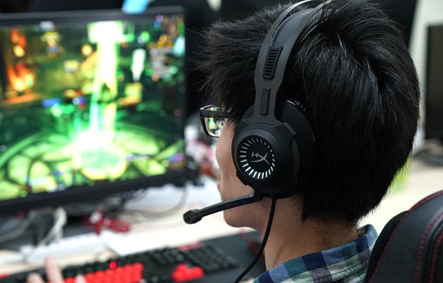 電腦耳機底噪怎么消除，如何解決耳機有底噪問題？