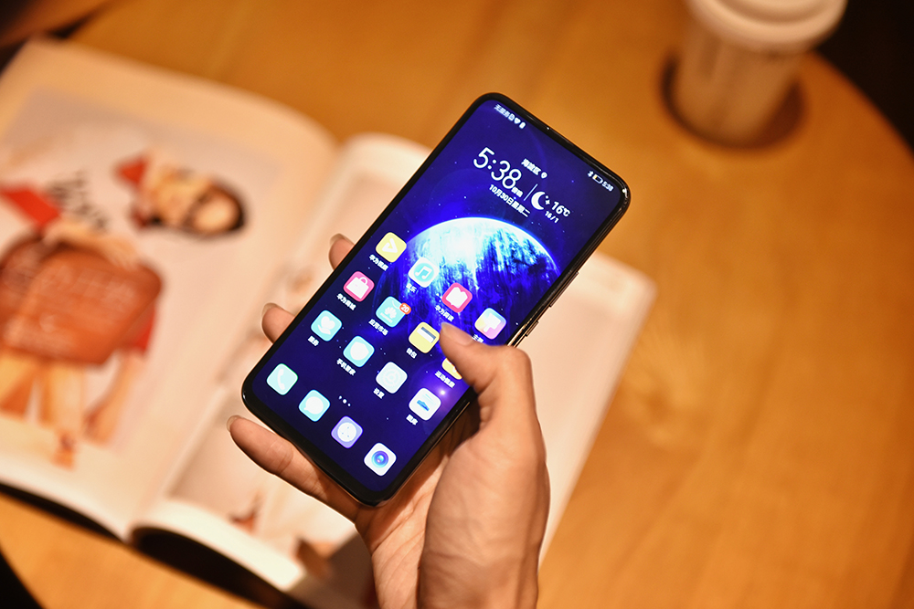 榮耀Magic2評測:在人工智能的路上更進一步