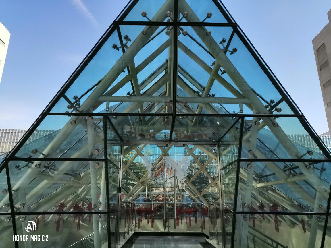 榮耀Magic2評測：在人工智能的路上更進一步