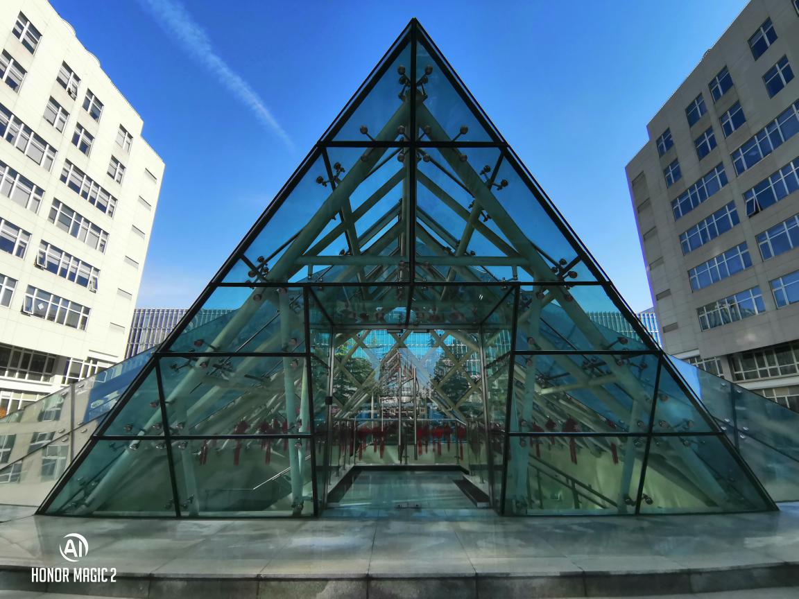 榮耀Magic2評測：在人工智能的路上更進一步