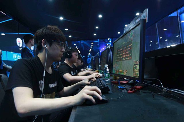 4500元銳龍R5-2600配RX580游戲電腦配置推薦 AMD中高性能3A平臺(tái)