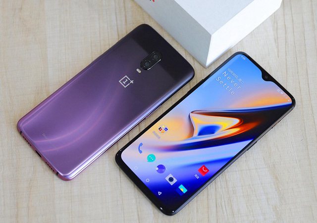 一加6T和OPPO R17哪個好?一加6T和OPPO R17區(qū)別對比