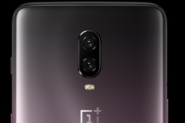 一加6T和OPPO R17哪個好?一加6T和OPPO R17區(qū)別對比