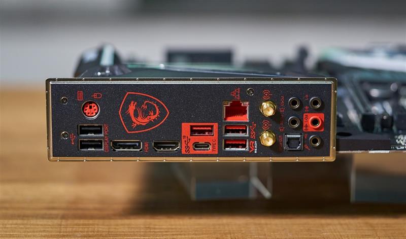 9代酷睿超頻式微!微星MPG Z390 GAMING PRO CARBON AC暗黑板主板評測:內存超頻時代到來