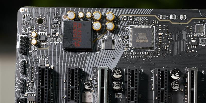 9代酷睿超頻式微!微星MPG Z390 GAMING PRO CARBON AC暗黑板主板評測:內存超頻時代到來