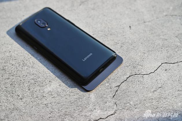 聯(lián)想Z5 Pro評(píng)測(cè): 驍龍710加持下的滑蓋全面屏