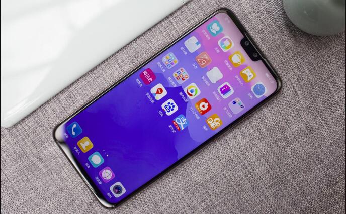 同樣是麒麟710!榮耀10青春版和華為暢享9Plus對比哪個好?