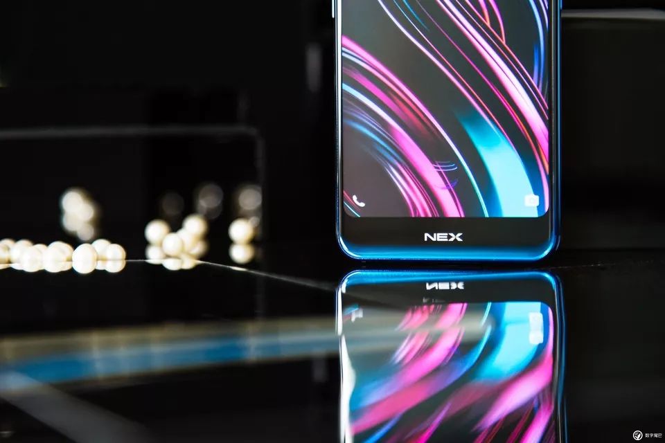 vivo NEX 雙屏版圖賞:既是實力派,也是「雙面派」