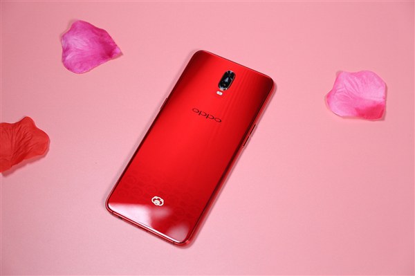 屏下指紋領銜 2018智能手機十大技術創新盤點