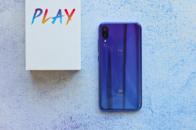 自帶流量的千元機 小米Play體驗評測 