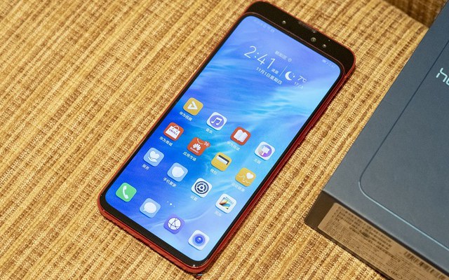 2018年12月手機(jī)性能排行榜TOP10 十二月安兔兔手機(jī)跑分排行