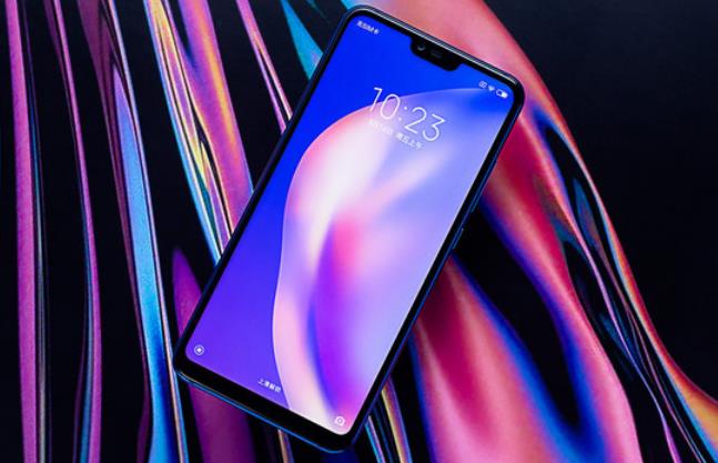 小米8青春版和華為暢享9Plus哪個(gè)好?小米8青春版和華為暢享9Plus區(qū)別對比