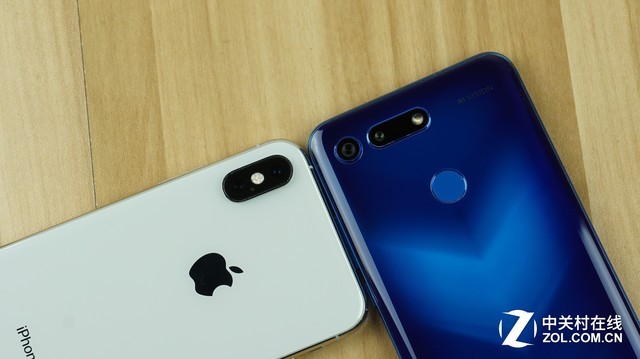 榮耀V20劍指果XS 旗艦機的博弈伯仲難分（審核不發(fā)） 