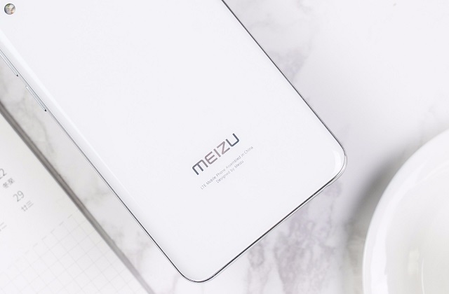 圓潤玻璃機身 魅族Note9真機圖賞