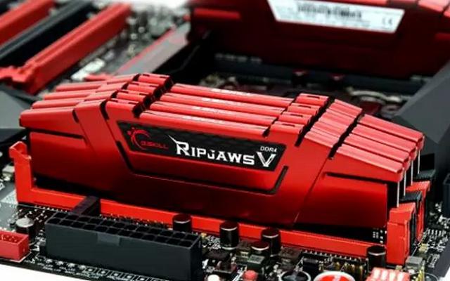 閃存芯片價格暴跌30％ 買<a href=/pc/ target=_blank class=infotextkey>電腦</a>內存的建議再等等