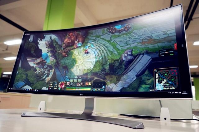 曲面屏顯示器的曲率越大越好嗎？曲面顯示器最佳曲率知識介紹