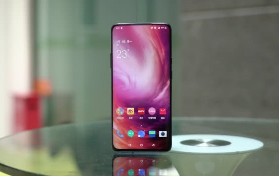 國產高端哪個強 一加7Pro和華為P30對比哪個好 區別對比評測