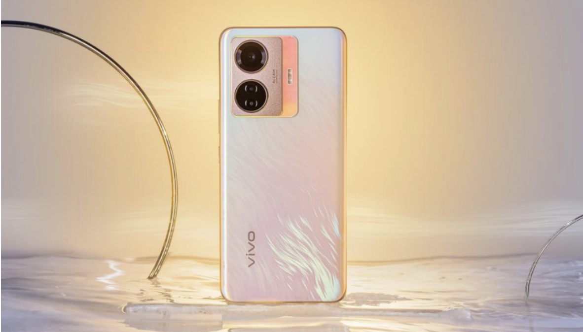 <a href=/games/ target=_blank class=infotextkey>游戲</a>體驗(yàn)超暢快 vivo S15e輕松上分無(wú)壓力